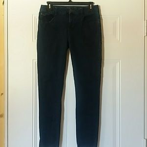 Beau. Skinny leg jeans